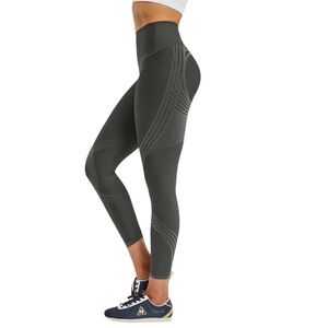 Fanka Reversible Body Sculpt Leggings 7/8 Size Small Dark Gray Olive